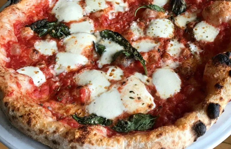 Exploring Pizza Restaurants That Use Locally Sourced Ingredients Exclusively