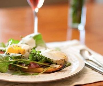 How Breakfast Restaurants Are Using Locally Sourced Ingredients to Enhance Flavors