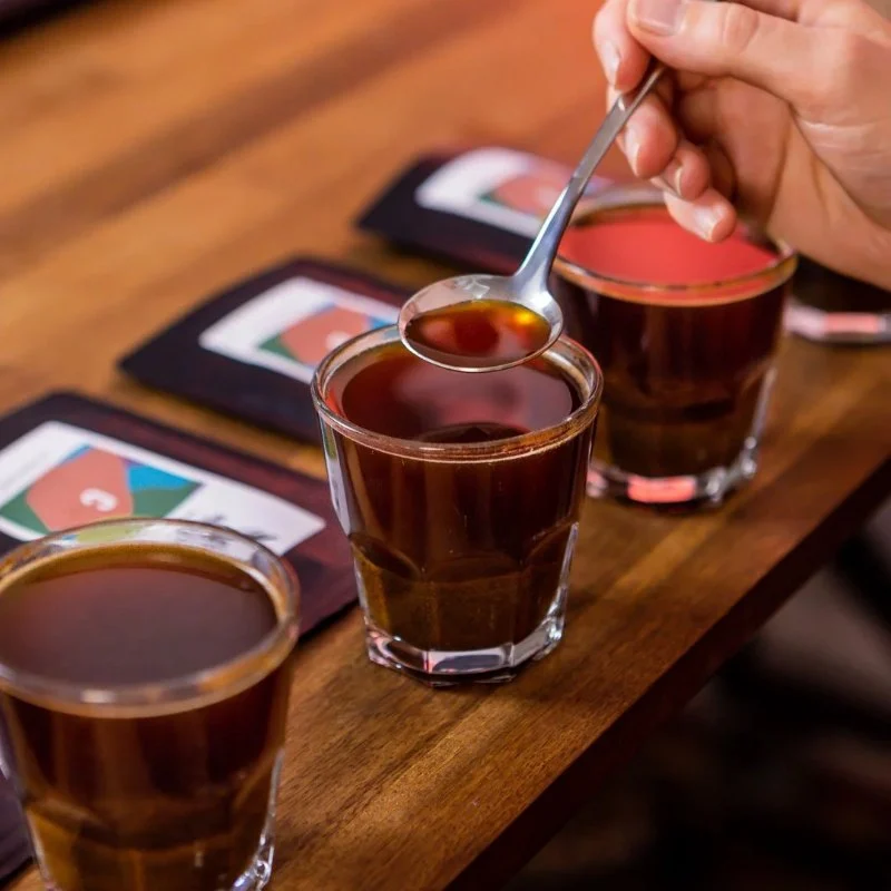 How Coffee Shops Are Creating Interactive Experiences for Guests Through Tastings and Workshops