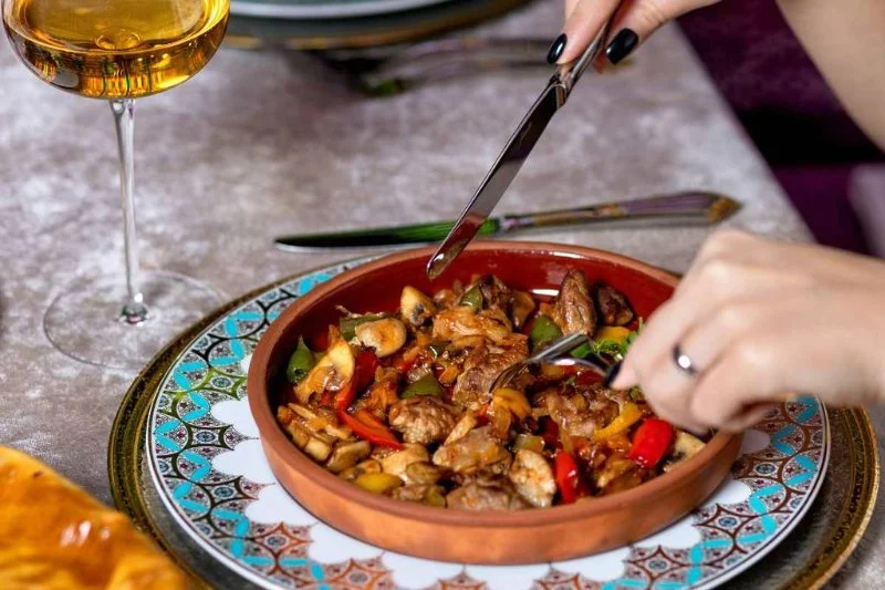Exploring Middle Eastern Restaurants That Offer Chef’s Special Tasting Menus