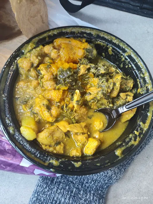 Ali's Trinbago Roti Shop Picture 10