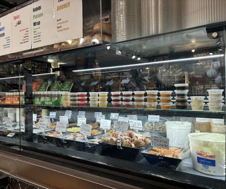 Showfar Farms Market