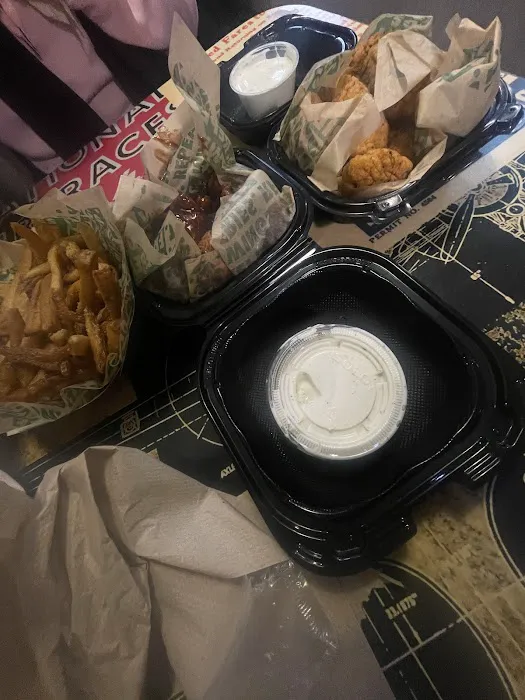 Wingstop Picture 5