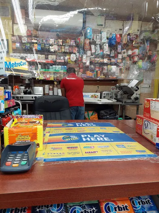 Manna Deli & Grocery Picture 4