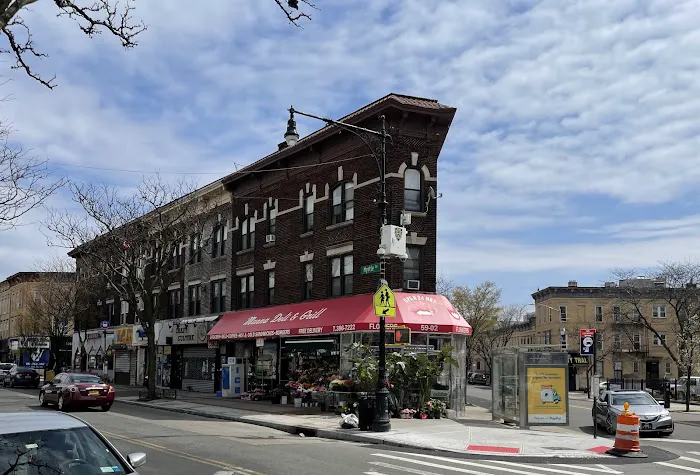 Manna Deli & Grocery Picture 3