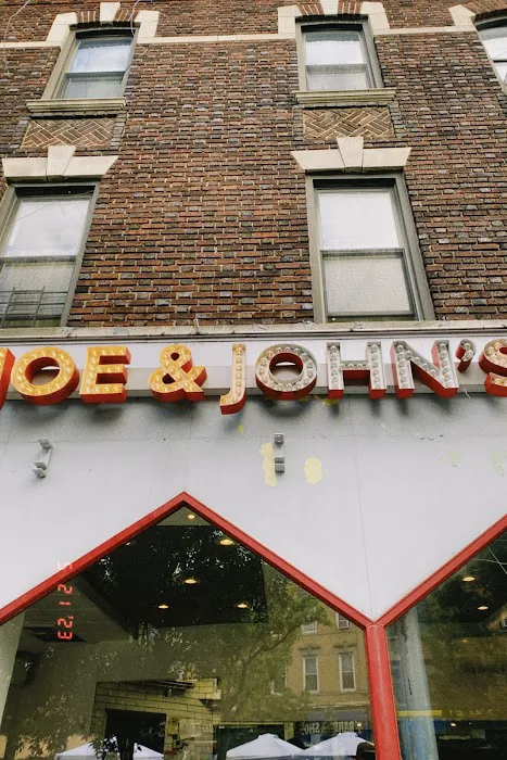 Joe & John's Pizzeria Picture 5
