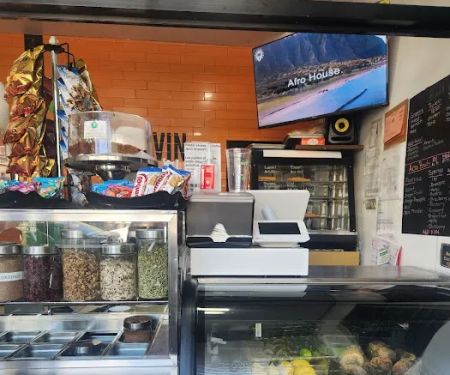 lovin life salad & juice hub