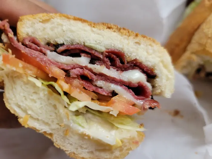 Deli 2010 Picture 3