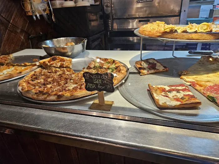 Corato II Pizza Picture 6