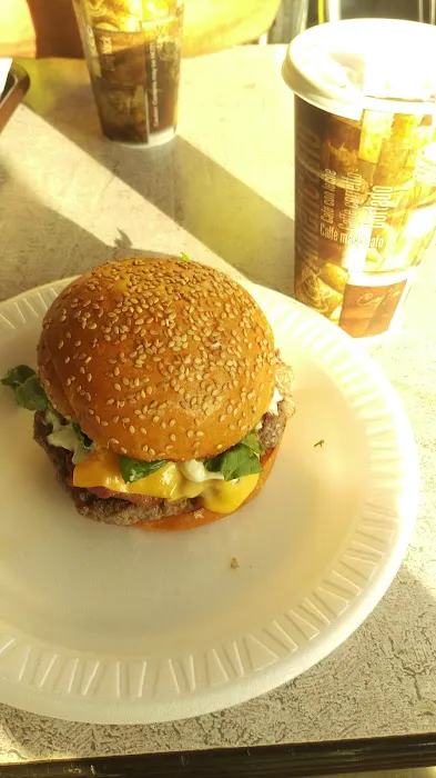 Best Burger Palace Picture 5