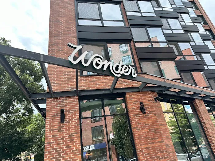 Wonder Clinton Hill Picture 6