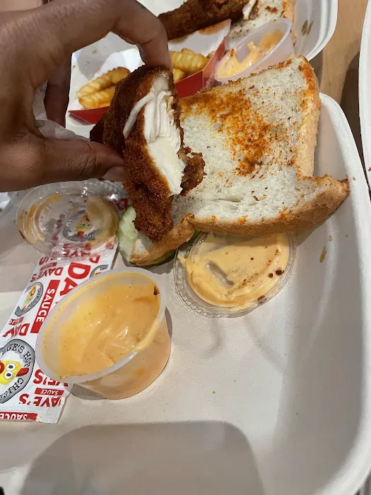 Dave's Hot Chicken Picture 9