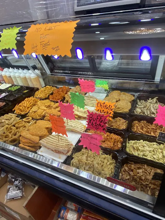 Dean Deli Grocery Picture 10