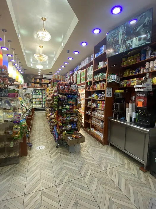 Dean Deli Grocery Picture 7