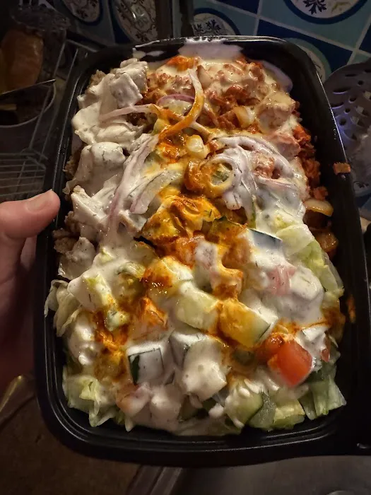 Shah’s Halal Food Picture 4