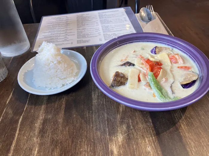 MA Brooklyn Thai-ger Picture 8