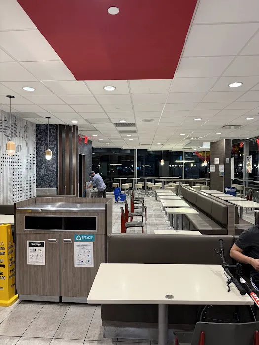 McDonald's Picture 7