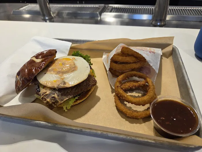 Next Level Burger Brooklyn Picture 6
