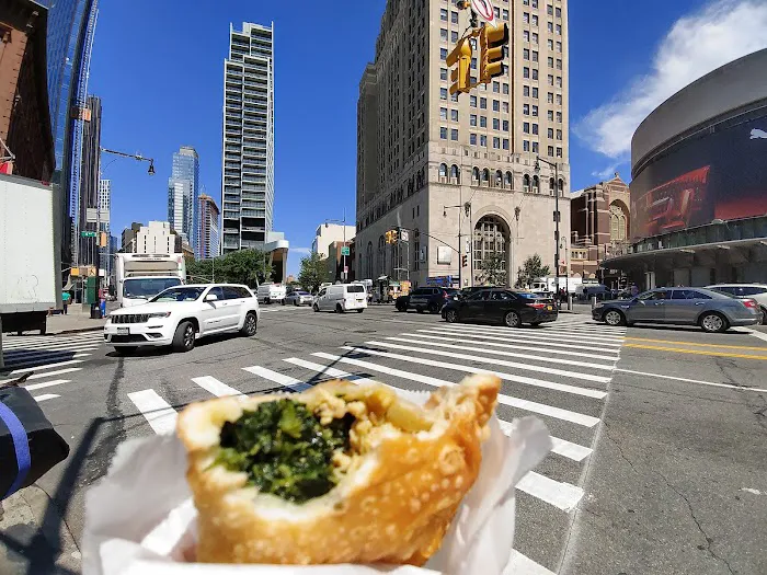 Cesar's Empanadas Truck Picture 8