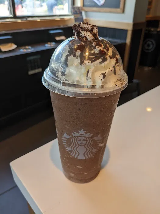 Starbucks Picture 2