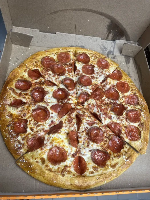 Little Caesars Pizza Picture 3