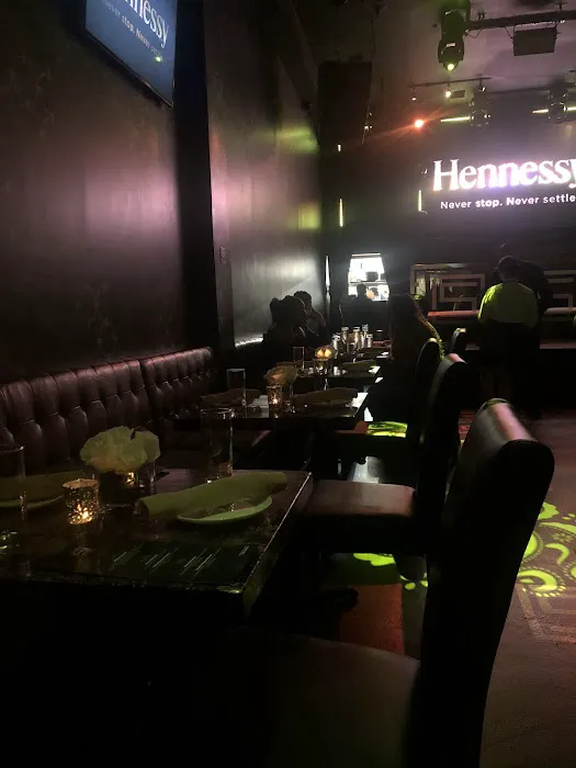 One Fifty One Restaurant & Lounge Picture 6