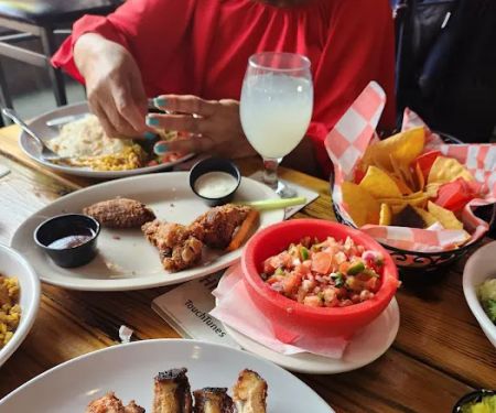 Inwood Bar & Grill