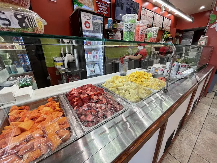 DisFruta Juice Bar 207 Picture 8