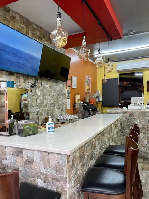 Jarros Juice Bar & Grill Picture 10