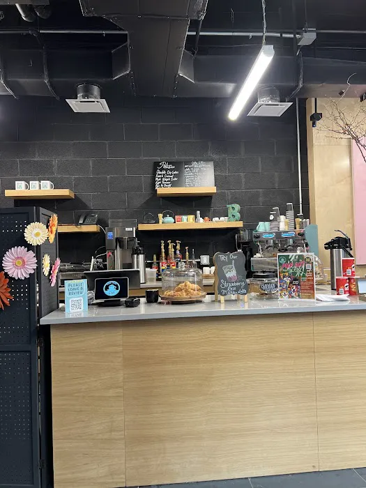 Front River Cafe Picture 3