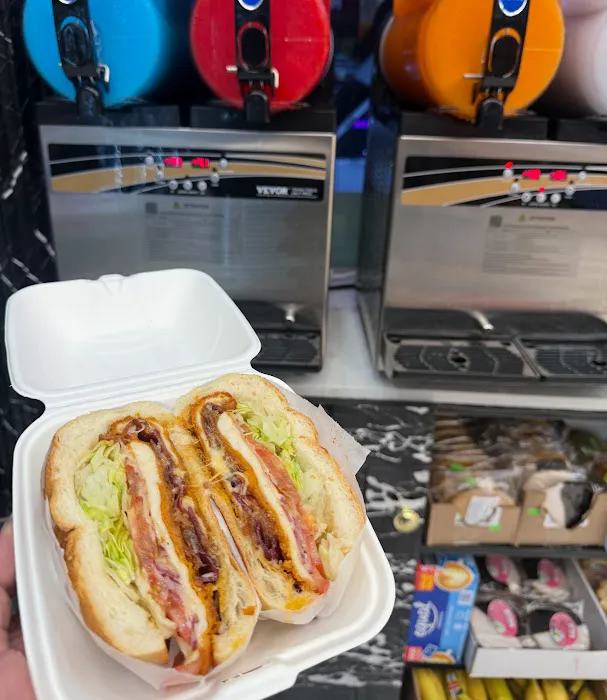 320 Finest Deli & Grill Picture 2