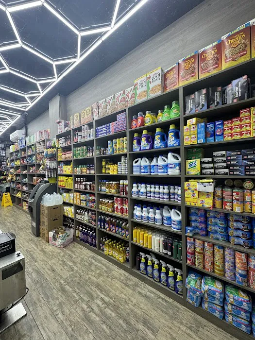 Mo and Hamza Deli Picture 5
