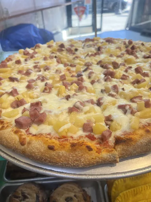 Aldus Pizza Picture 6