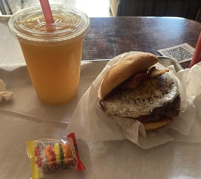 Milk Burger Picture 5