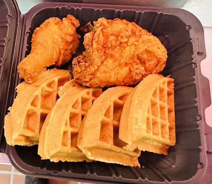 KENNEDY FRIED CHICKEN & BURGERS Picture 2