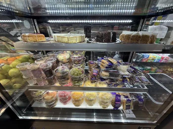 Bronx Munchies Picture 1