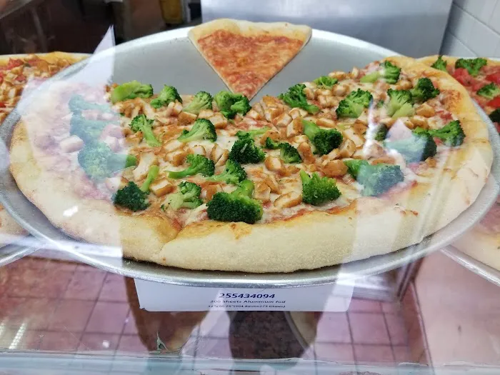 Oli 99¢ Fresh Pizza Picture 1