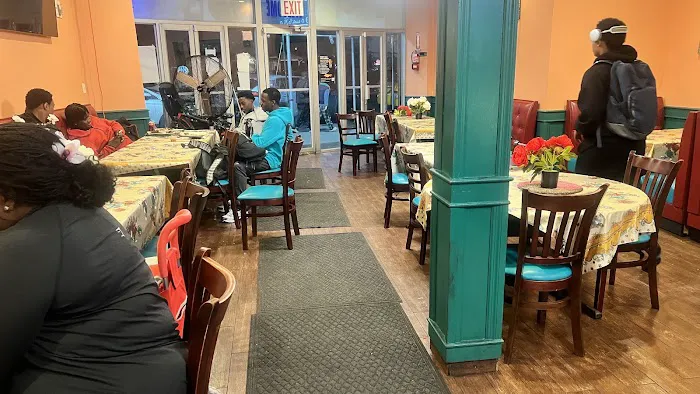 Sante Yallah African Restaurant (Keur Aisha Restaurant CORP.) Picture 3