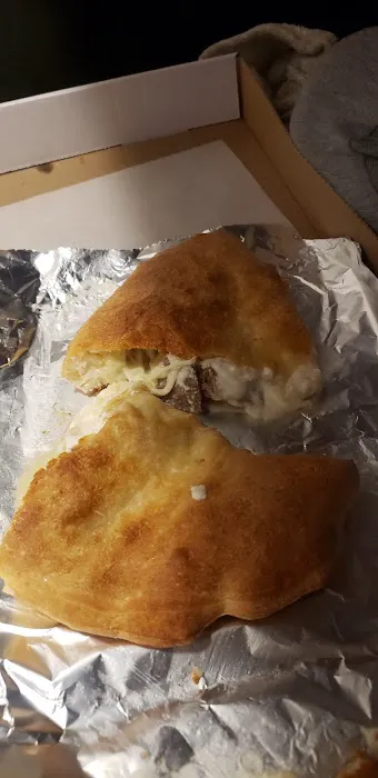 Luke's Pizza Picture 3