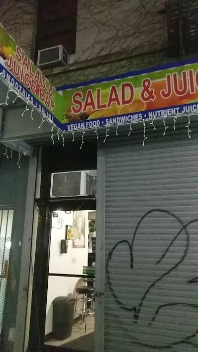 Salad & Juice Bar Picture 2