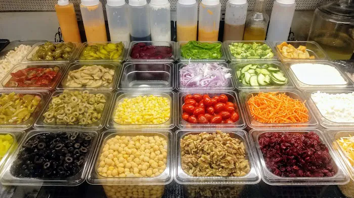 20/20 Deli Picture 4