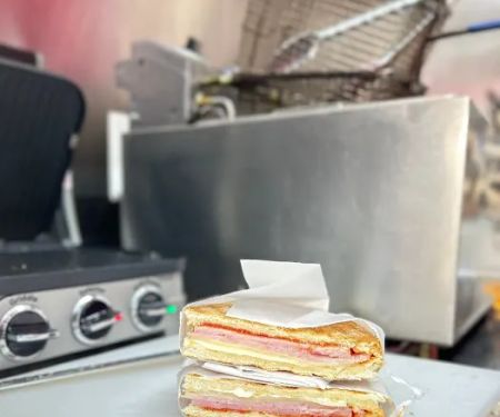 Mami Chefi Deli Juice Corp