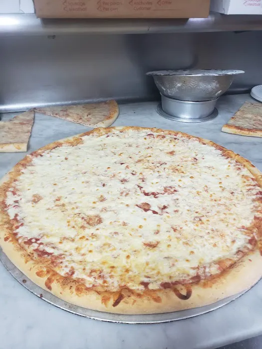 New Mama's Fried Chicken & Pizza Picture 3