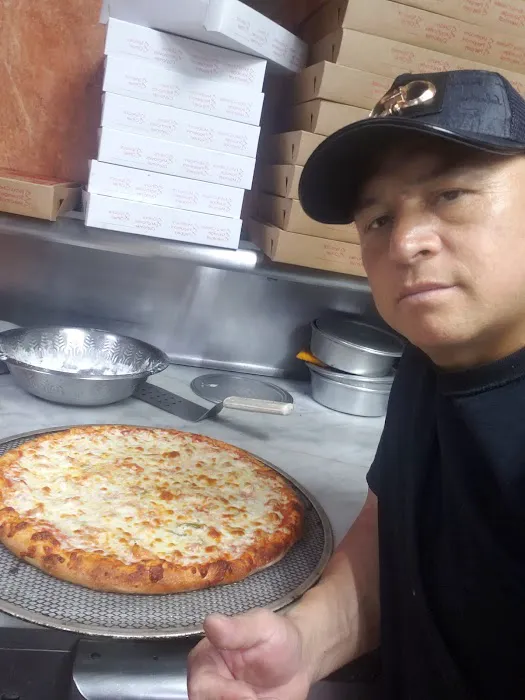 New Mama's Fried Chicken & Pizza Picture 5