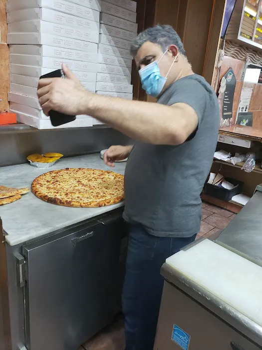 New Mama's Fried Chicken & Pizza Picture 7