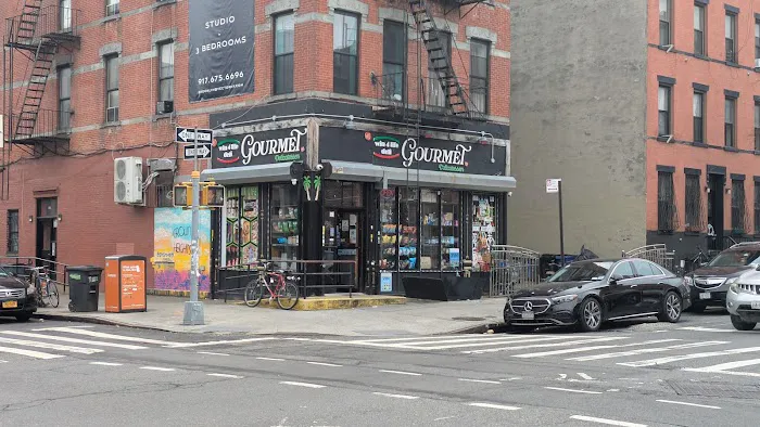Oasis deli gourmet Picture 2