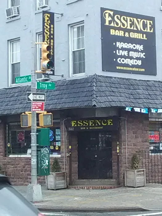 Essence Bar and Grill Picture 3