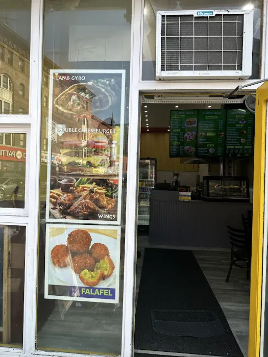 Chefs Halal Grill Gyro Picture 10