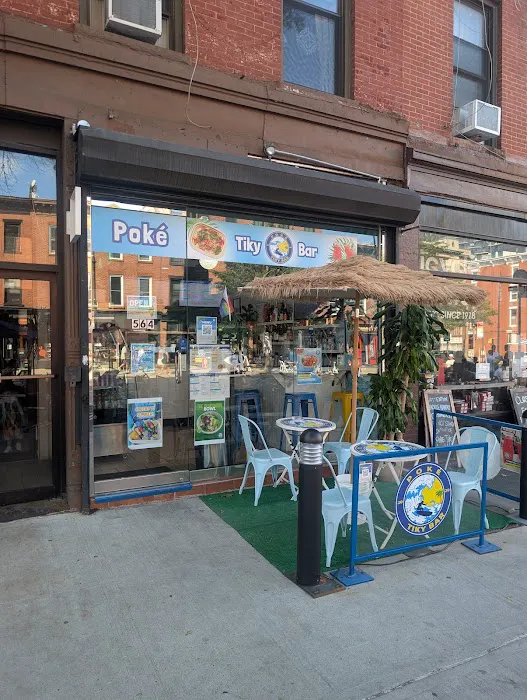 Poke Tiky Bar Picture 5
