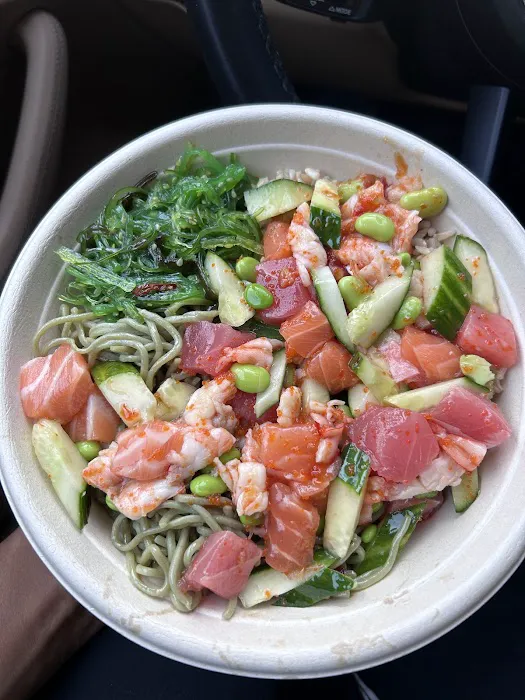 Poke Tiky Bar Picture 8